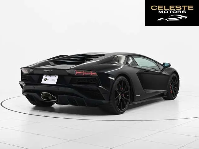 LAMBORGHINI Aventador 2019 — photo 5 sur 8