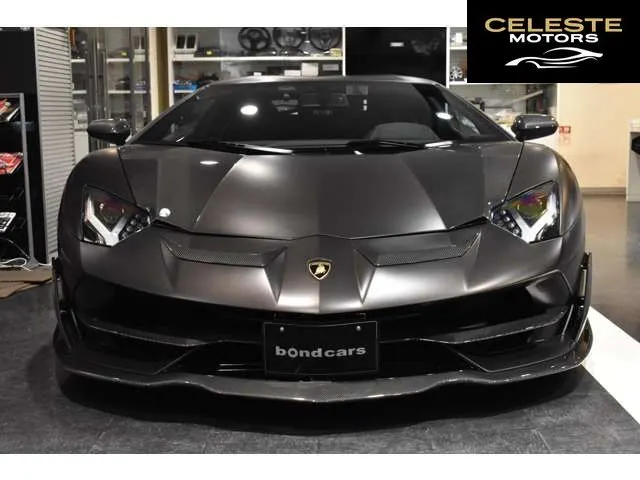 LAMBORGHINI Aventador 2019 — photo 2 sur 8