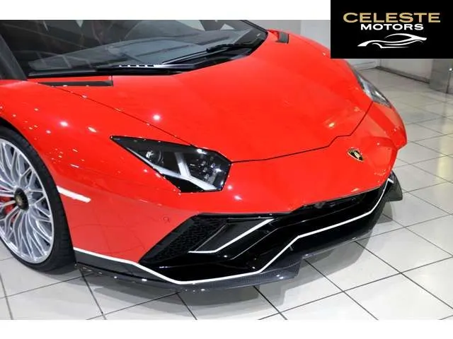 LAMBORGHINI Aventador 2022 — photo 7 sur 8
