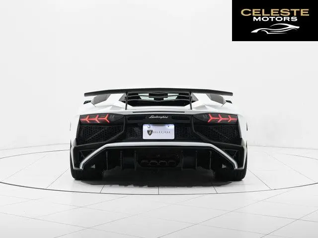 LAMBORGHINI Aventador 2017 — photo 4 sur 8