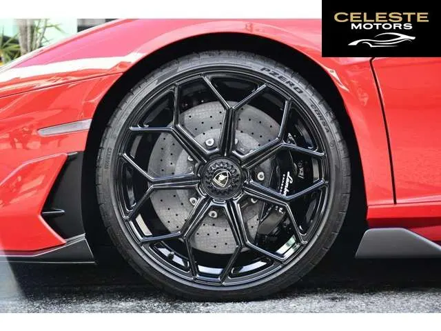 LAMBORGHINI Aventador 2019 — photo 4 sur 8