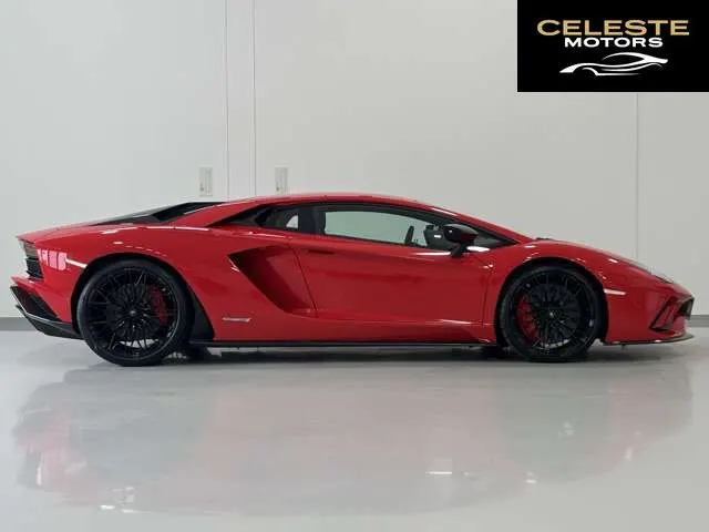 LAMBORGHINI Aventador 2018 — photo 5 sur 8