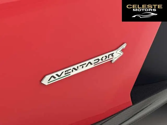 LAMBORGHINI Aventador 2018 — photo 8 sur 8
