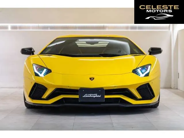 LAMBORGHINI Aventador 2018 — photo 2 sur 8