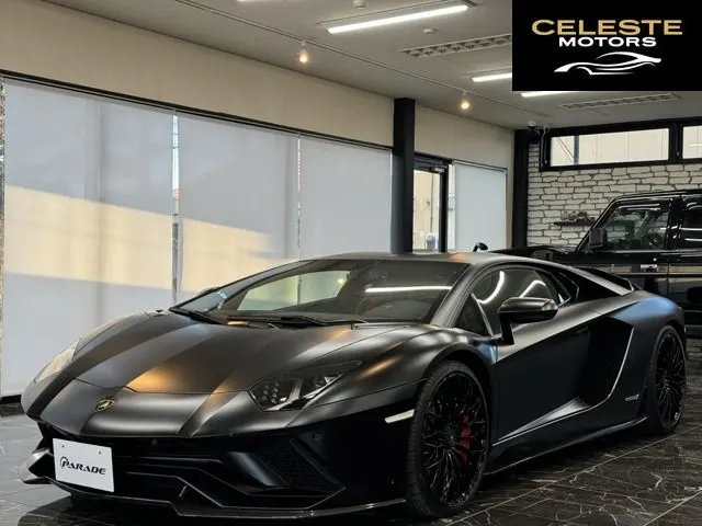 LAMBORGHINI Aventador 2018 — photo 2 sur 8