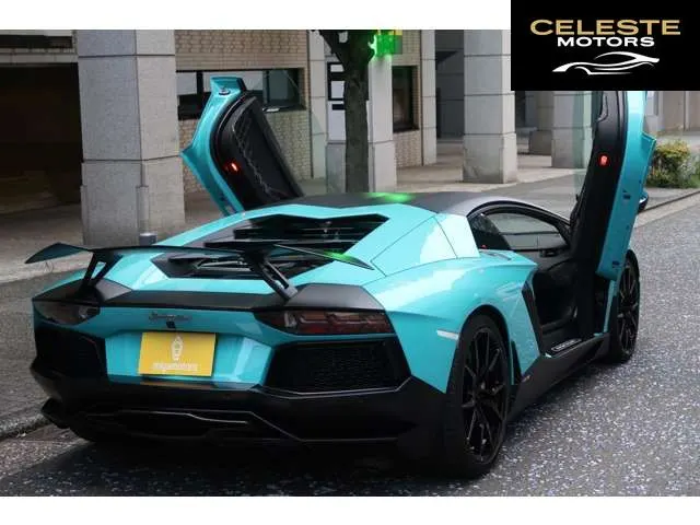 LAMBORGHINI Aventador 2015 — photo 7 sur 8