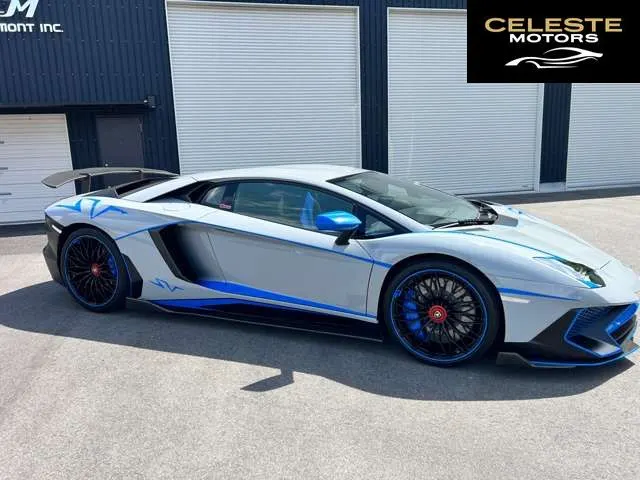 LAMBORGHINI Aventador 2021 — photo 5 sur 8