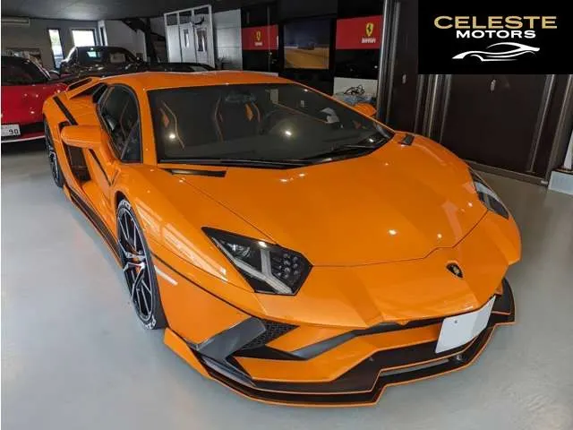 LAMBORGHINI Aventador 2020 — photo 2 sur 8