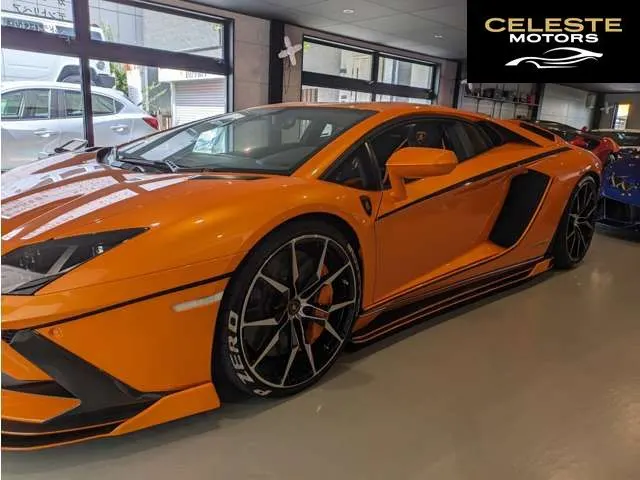 LAMBORGHINI Aventador 2020 — photo 3 sur 8