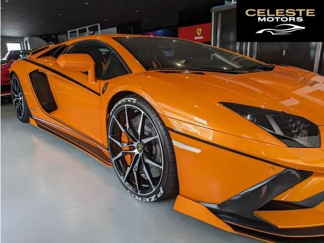 LAMBORGHINI Aventador 2020 — photo 4 sur 8