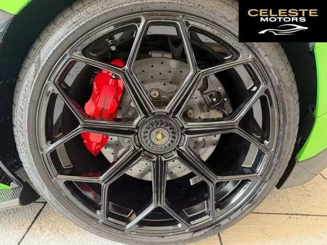LAMBORGHINI Aventador 2019 — photo 6 sur 8
