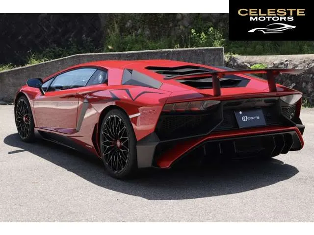 LAMBORGHINI Aventador 2015 — photo 4 sur 8