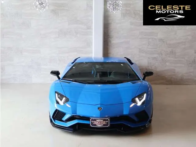 LAMBORGHINI Aventador 2019 — photo 2 sur 8