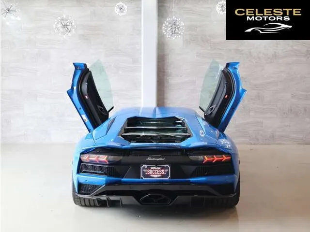 LAMBORGHINI Aventador 2019 — photo 8 sur 8