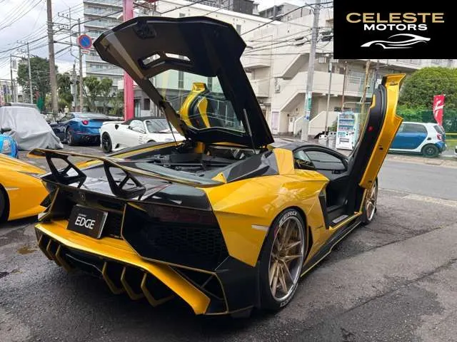 LAMBORGHINI Aventador 2014 — photo 4 sur 8