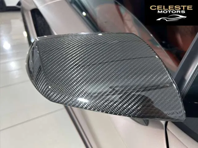 LAMBORGHINI Aventador 2018 — photo 6 sur 8