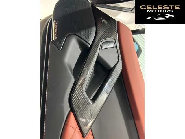 LAMBORGHINI Aventador 2018 — photo 7 sur 8