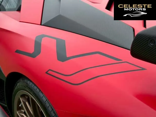 LAMBORGHINI Aventador 2021 — photo 4 sur 8