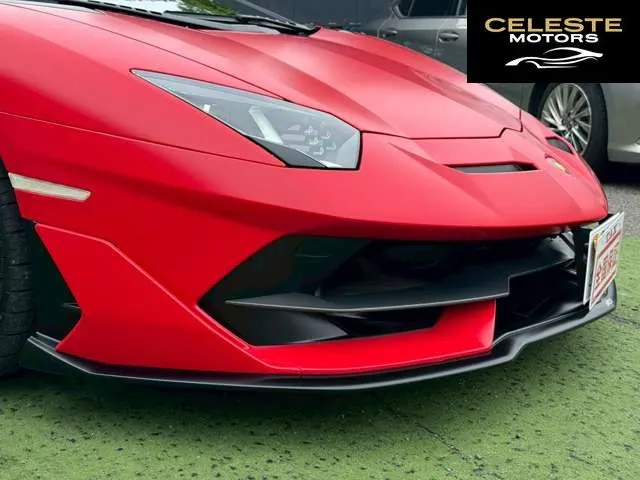 LAMBORGHINI Aventador 2021 — photo 7 sur 8