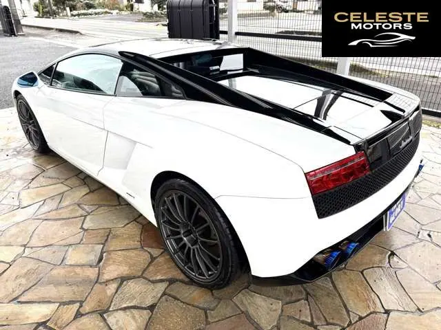 LAMBORGHINI Gallardo 2011 — photo 4 sur 8