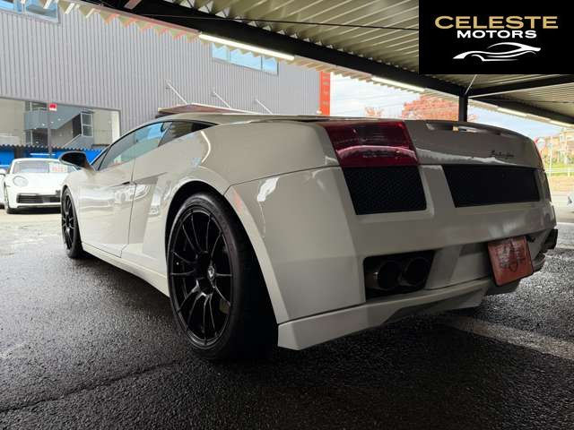 LAMBORGHINI Gallardo 2004 — photo 2 sur 8