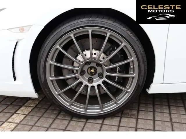 LAMBORGHINI Gallardo 2013 — photo 6 sur 8