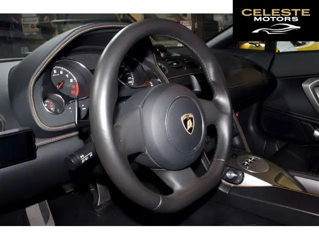 LAMBORGHINI Gallardo 2011 — photo 6 sur 8