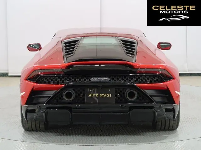 LAMBORGHINI Huracán 2022 — photo 3 sur 8