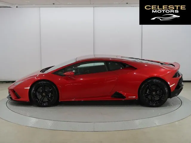 LAMBORGHINI Huracán 2022 — photo 5 sur 8