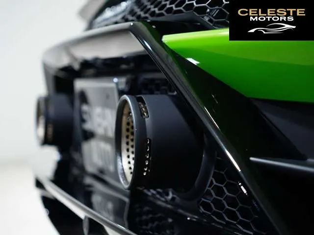 LAMBORGHINI Huracán 2021 — photo 6 sur 8