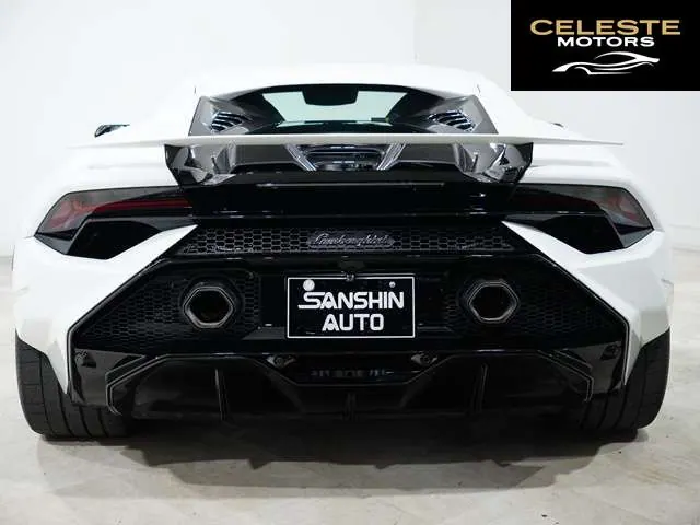 LAMBORGHINI Huracán 2024 — photo 2 sur 8