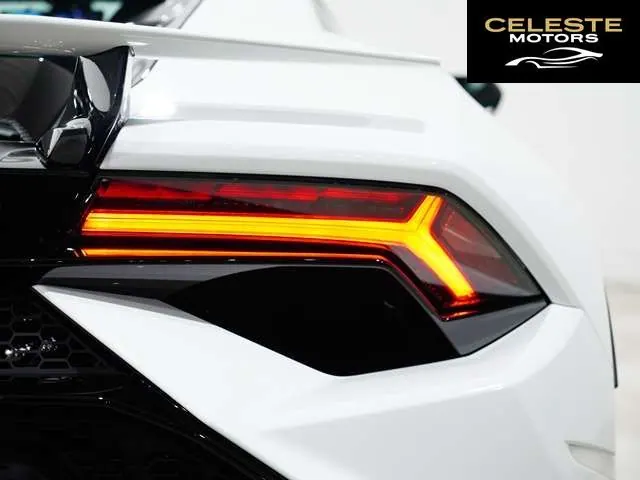 LAMBORGHINI Huracán 2024 — photo 3 sur 8