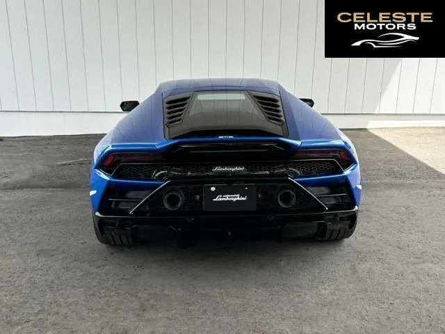 LAMBORGHINI Huracán 2023 — photo 7 sur 8