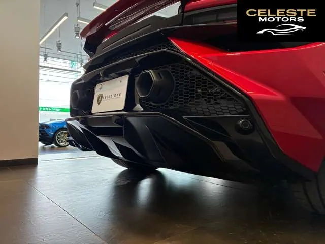 LAMBORGHINI Huracán 2024 — photo 3 sur 8