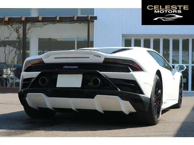LAMBORGHINI Huracán 2021 — photo 2 sur 8