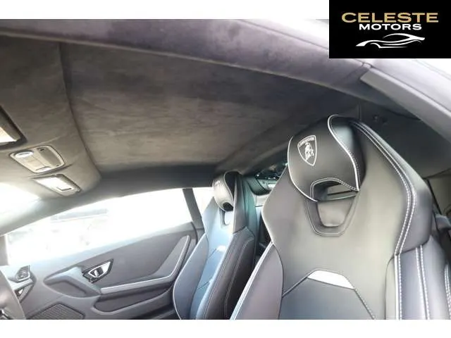 LAMBORGHINI Huracán 2021 — photo 6 sur 8