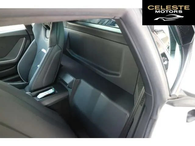 LAMBORGHINI Huracán 2021 — photo 7 sur 8