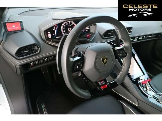 LAMBORGHINI Huracán 2021 — photo 8 sur 8