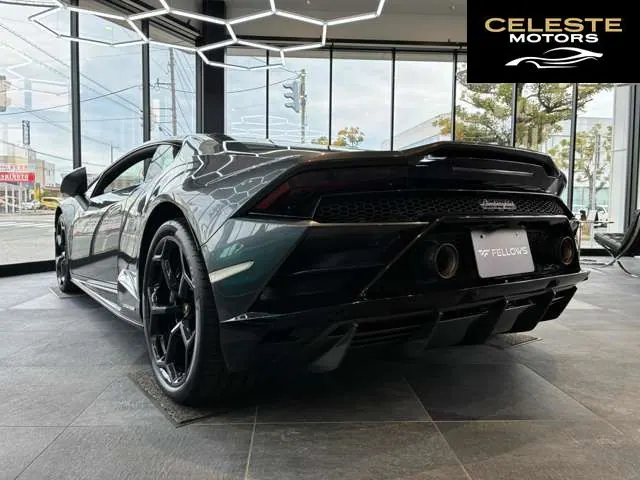 LAMBORGHINI Huracán 2020 — photo 2 sur 8