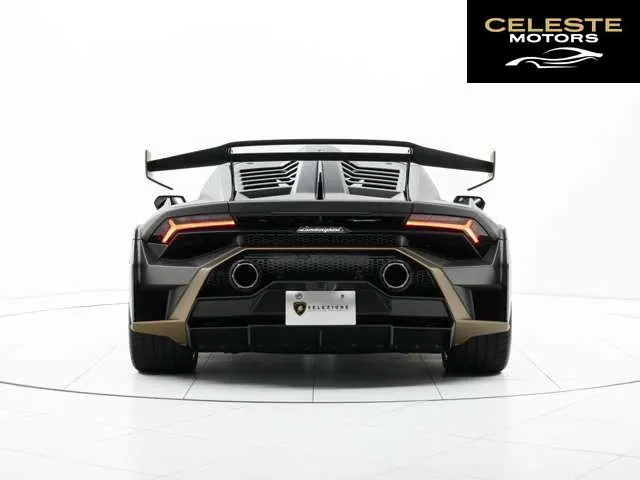 LAMBORGHINI Huracán 2023 — photo 4 sur 8