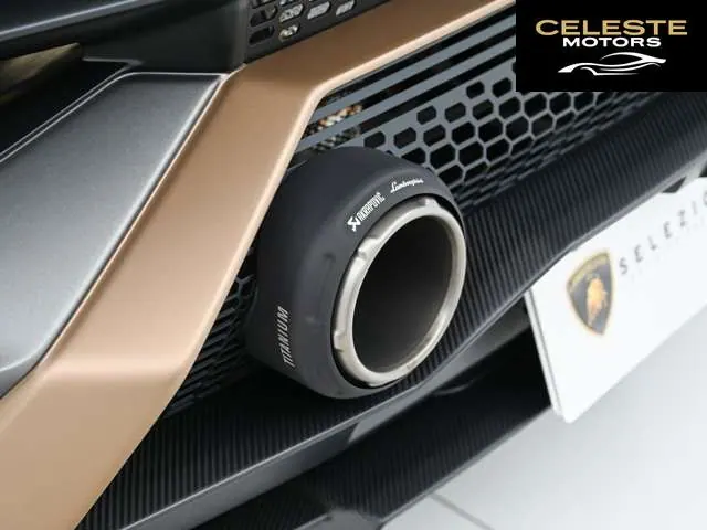 LAMBORGHINI Huracán 2023 — photo 5 sur 8
