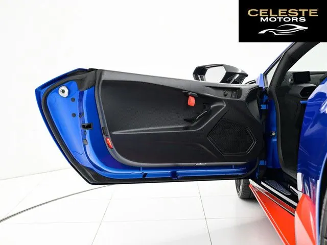 LAMBORGHINI Huracán 2022 — photo 3 sur 8