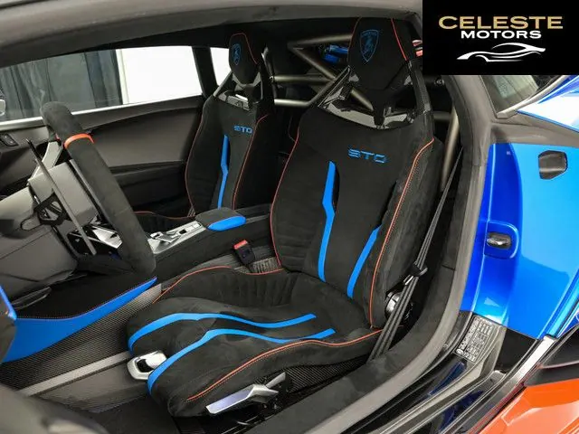 LAMBORGHINI Huracán 2022 — photo 4 sur 8