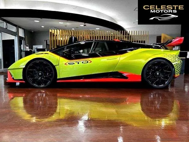 LAMBORGHINI Huracán 2023 — photo 4 sur 8