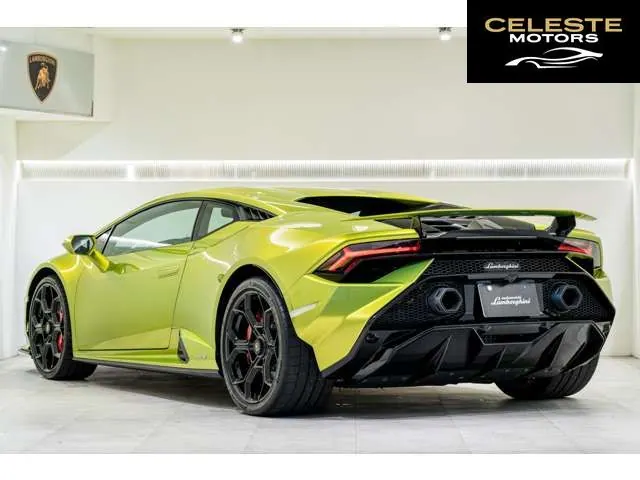 LAMBORGHINI Huracán 2024 — photo 2 sur 8