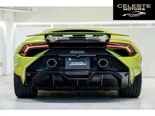 LAMBORGHINI Huracán 2024 — photo 4 sur 8