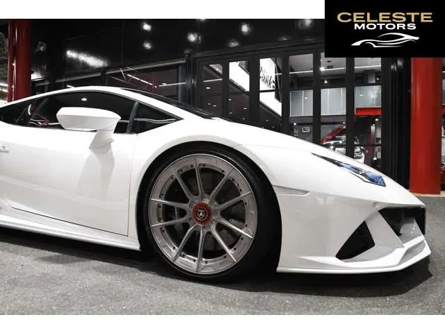 LAMBORGHINI Huracán 2020 — photo 3 sur 8