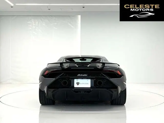 LAMBORGHINI Huracán 2023 — photo 2 sur 8