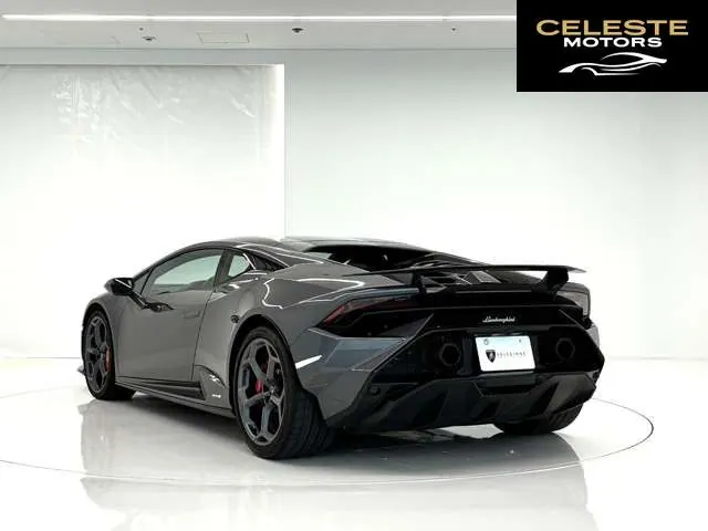 LAMBORGHINI Huracán 2023 — photo 3 sur 8