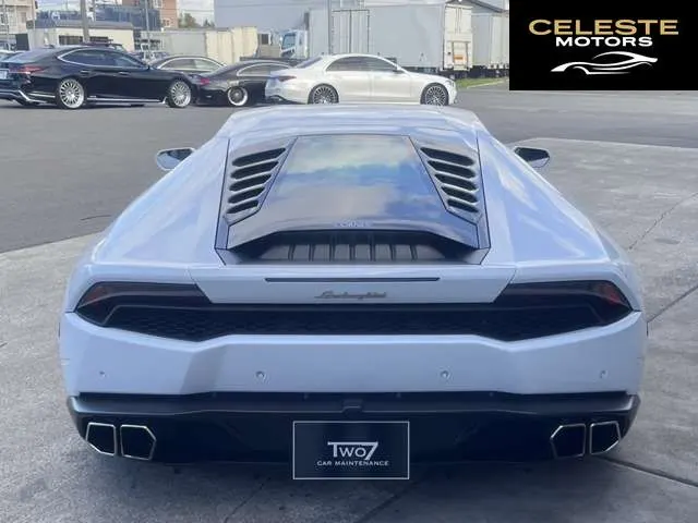 LAMBORGHINI Huracán 2016 — photo 8 sur 8